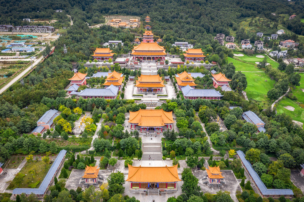 sùng thánh tự trung quốc hellotripvietnam.vn