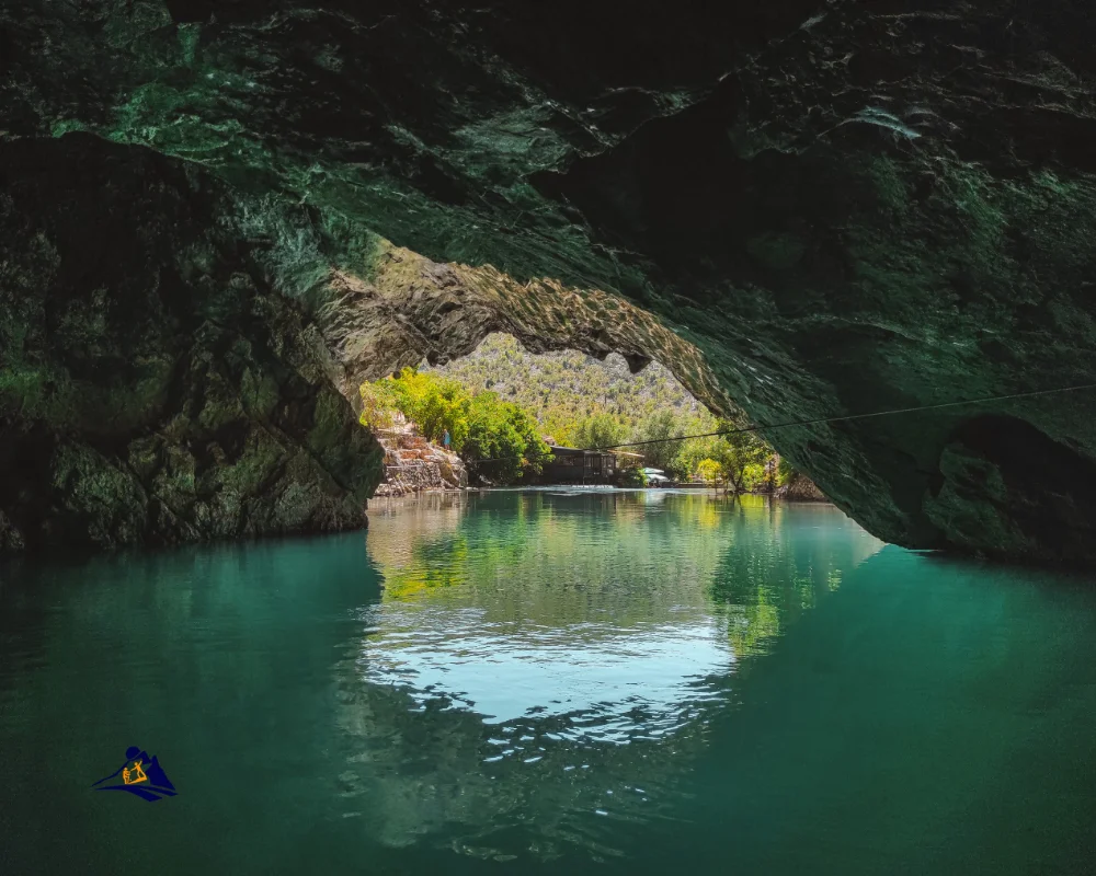 Tại Sao Tour Hang Sơn Đoòng Đắt Đỏ Vẫn Khiến Cả Thế Giới Phải Xếp Hàng?