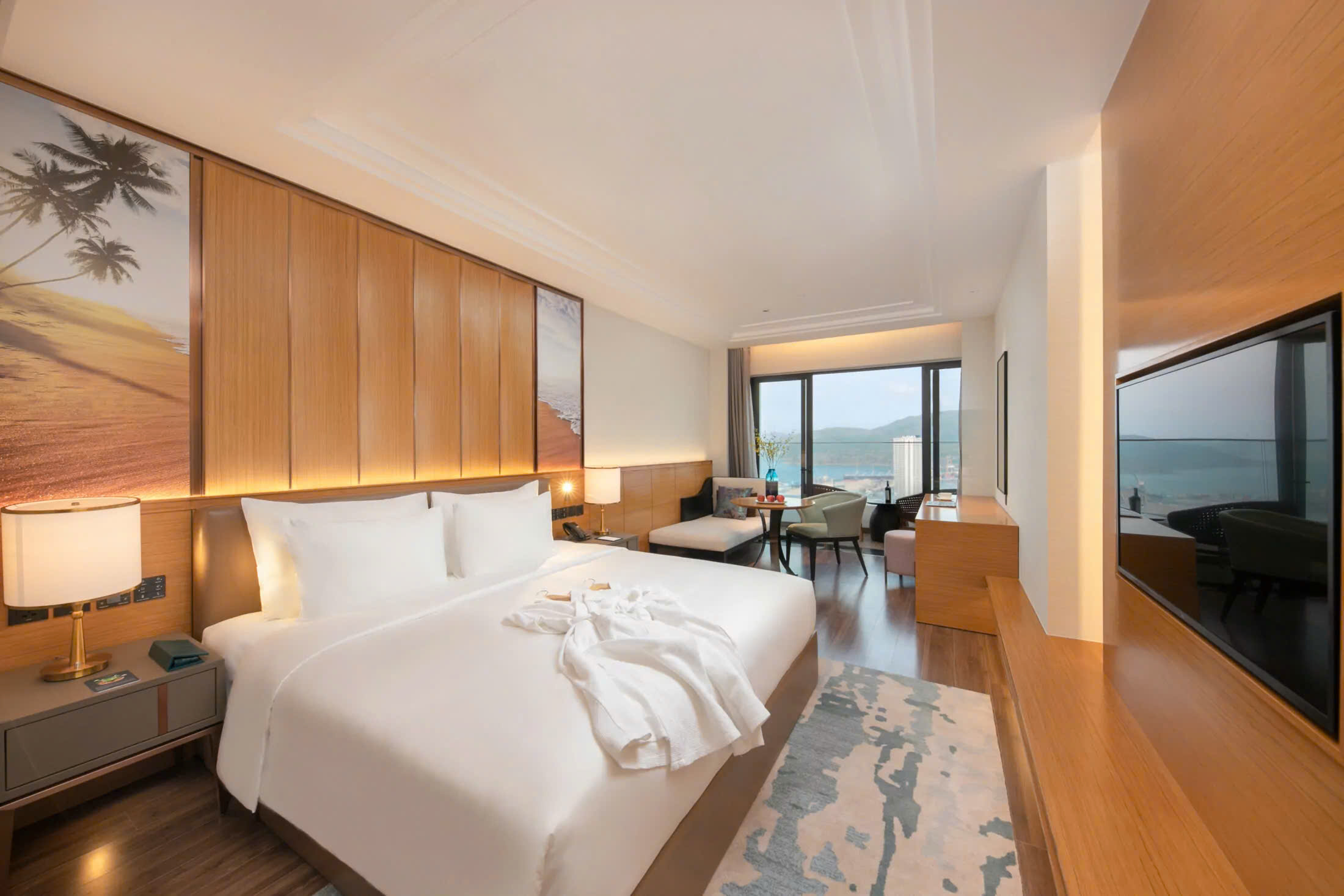 two bedroom family oceanview grand hyams phong khach san quy nhon cho gia dinh 3 nguoi