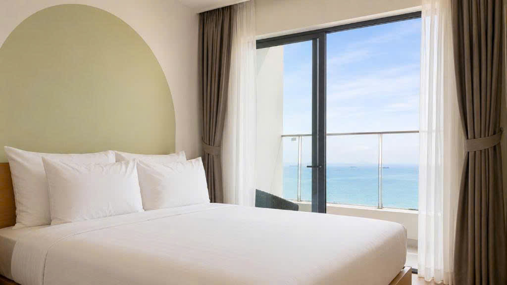 giam gia phong sea front tms quy nhon studio view truc dien bien dep mat