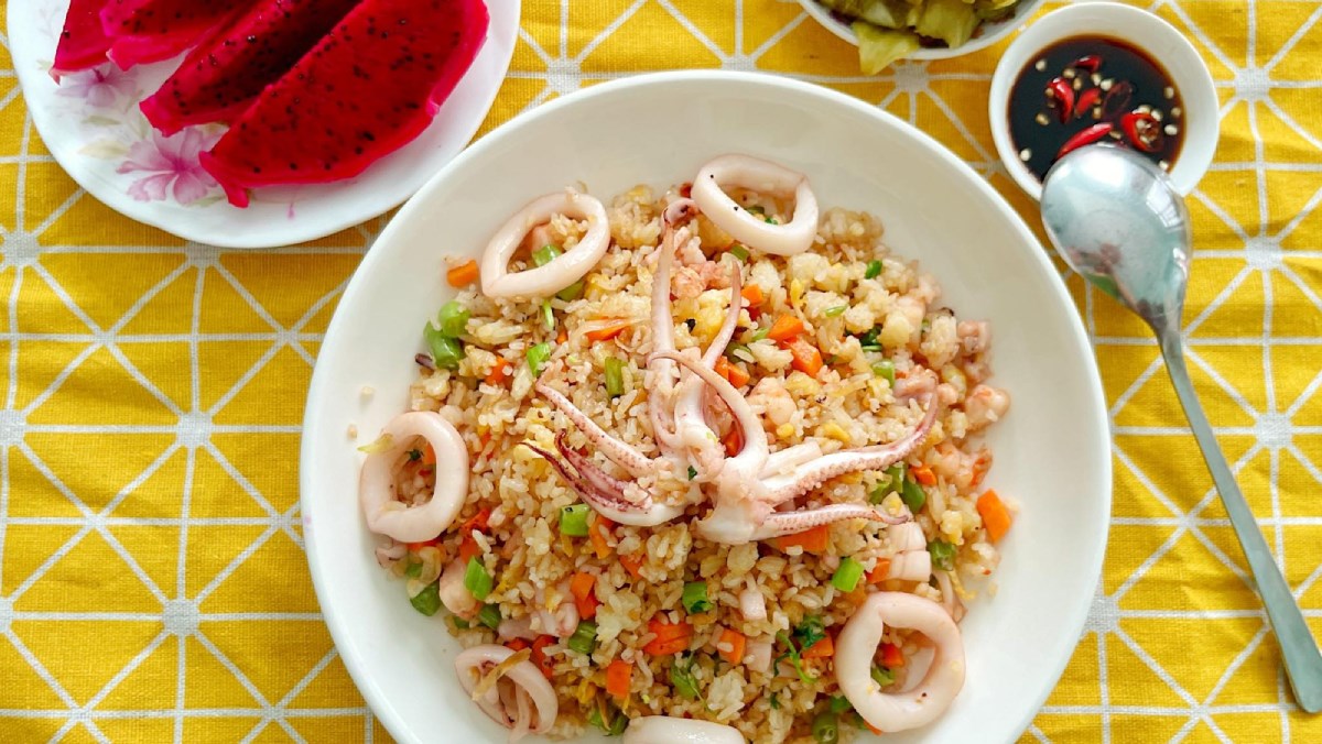 Cơm chiên chắc bụng cùng màu sắc sặc sỡ đầy hấp dẫn (Nguồn: Sưu tầm)