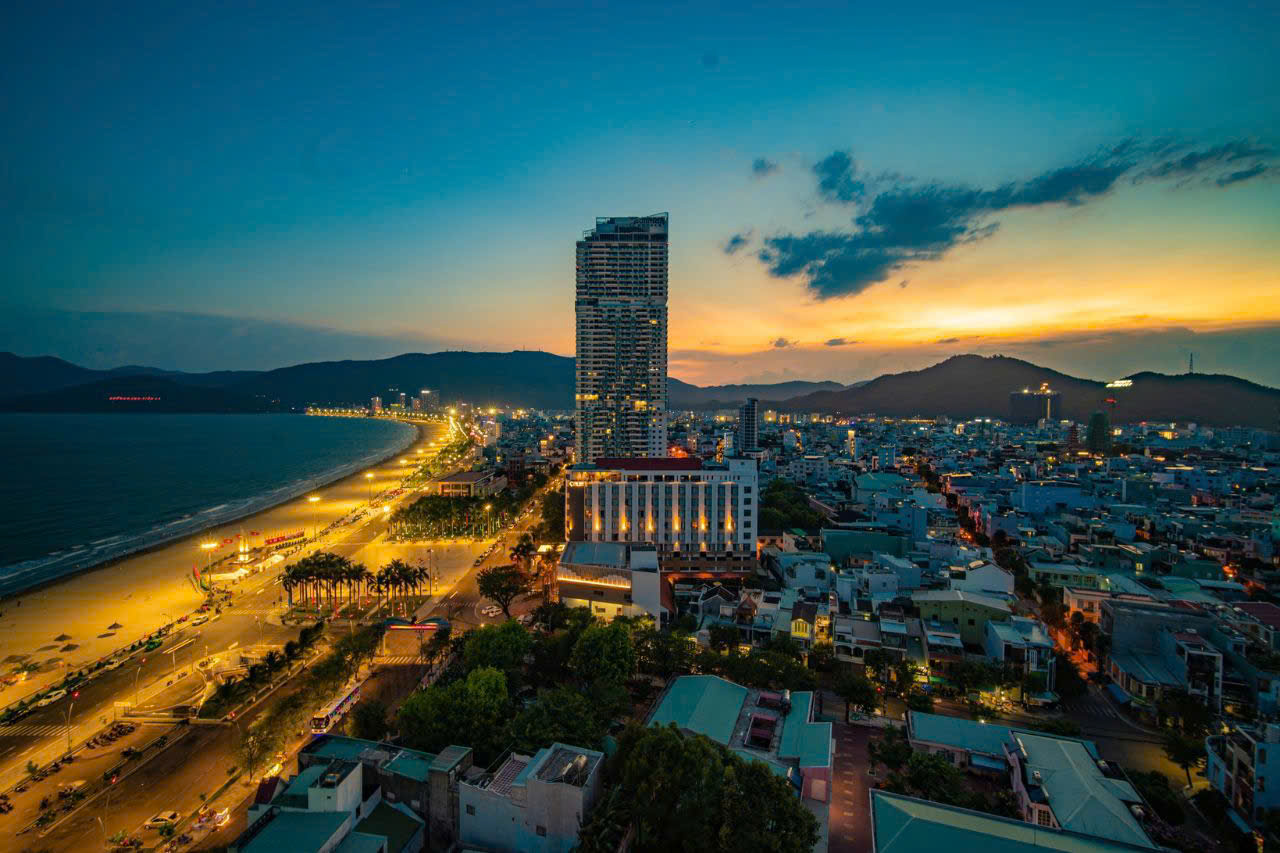 khach san 4 sao sat bien quy nhon fleur de lys hotel tong quan gia tot