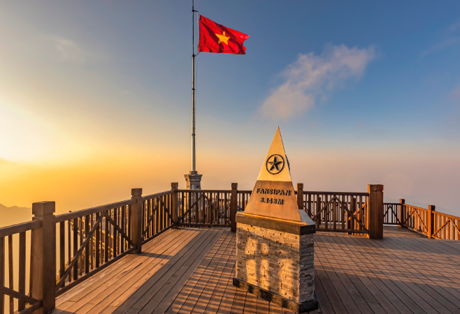 Check-in đỉnh Fansipan Sapa hùng vĩ