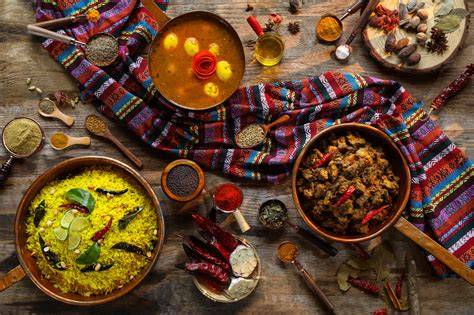 ĂN GÌ TRÊN ĐỈNH BÀ NÀ HILLS? TOP NHỮNG NHÀ HÀNG BUFFET "ĐÁNG ĐỒNG TIỀN BÁT GẠO" NHẤT BÀ NÀ HILLS 2026