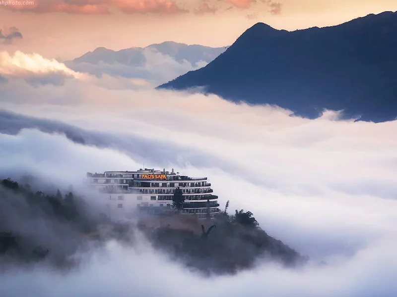 Khách sạn Pao's Sapa 5 sao với view nhìn thẳng ra thung lũng Mường Hoa hùng vĩ.