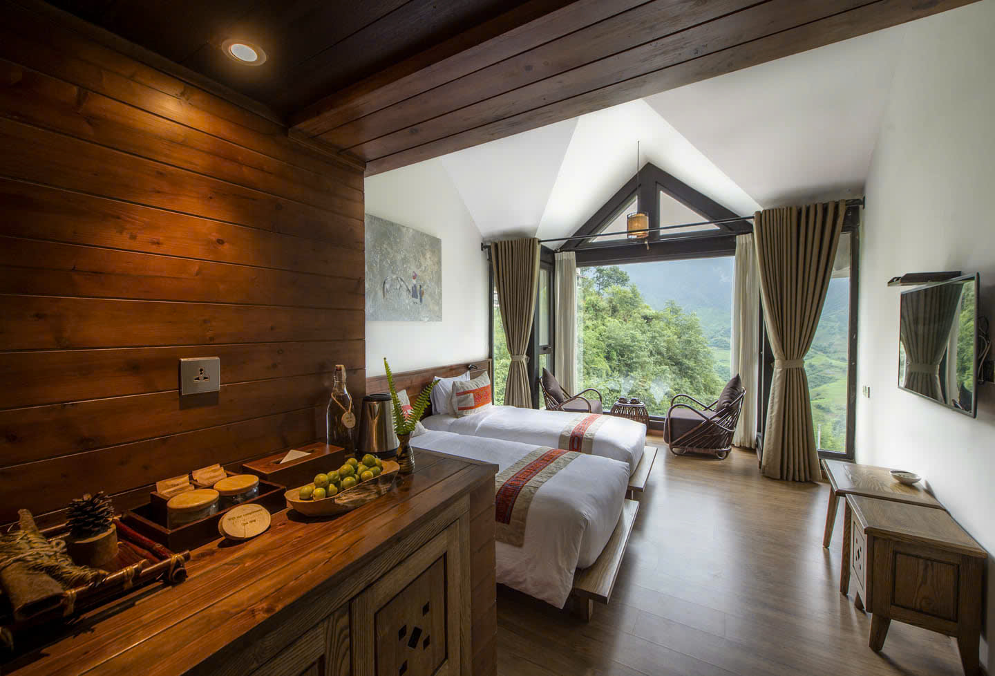 Phòng Deluxe Valley View Sapa Jade Hill Resort