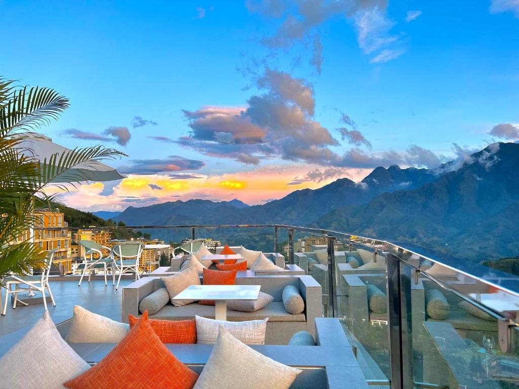 Sapa Relax Hotel &amp; Spa 3 sao đường Đông Lợi thị trấn Sapa