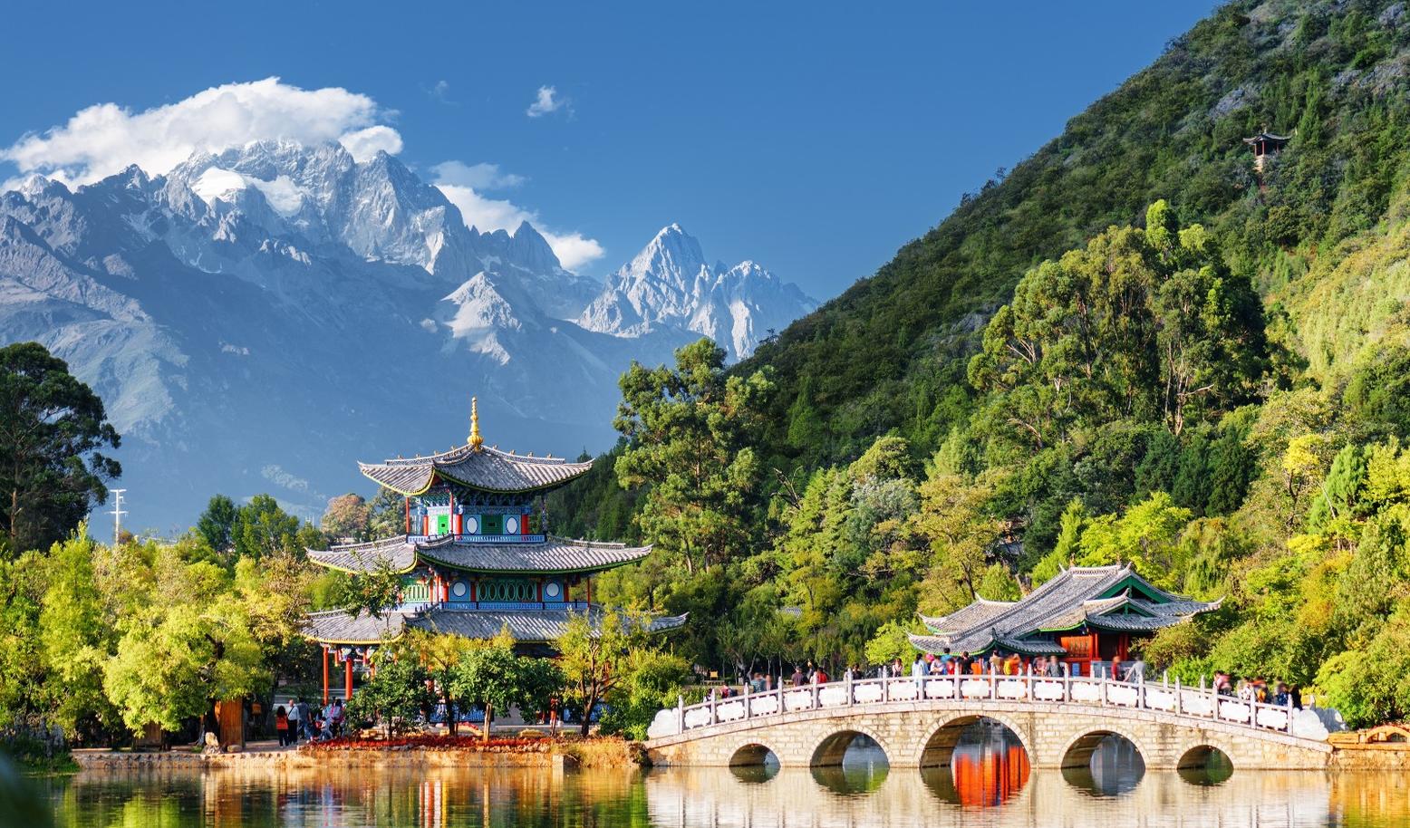 Công viên hắc long đàm - tour Lệ Giang