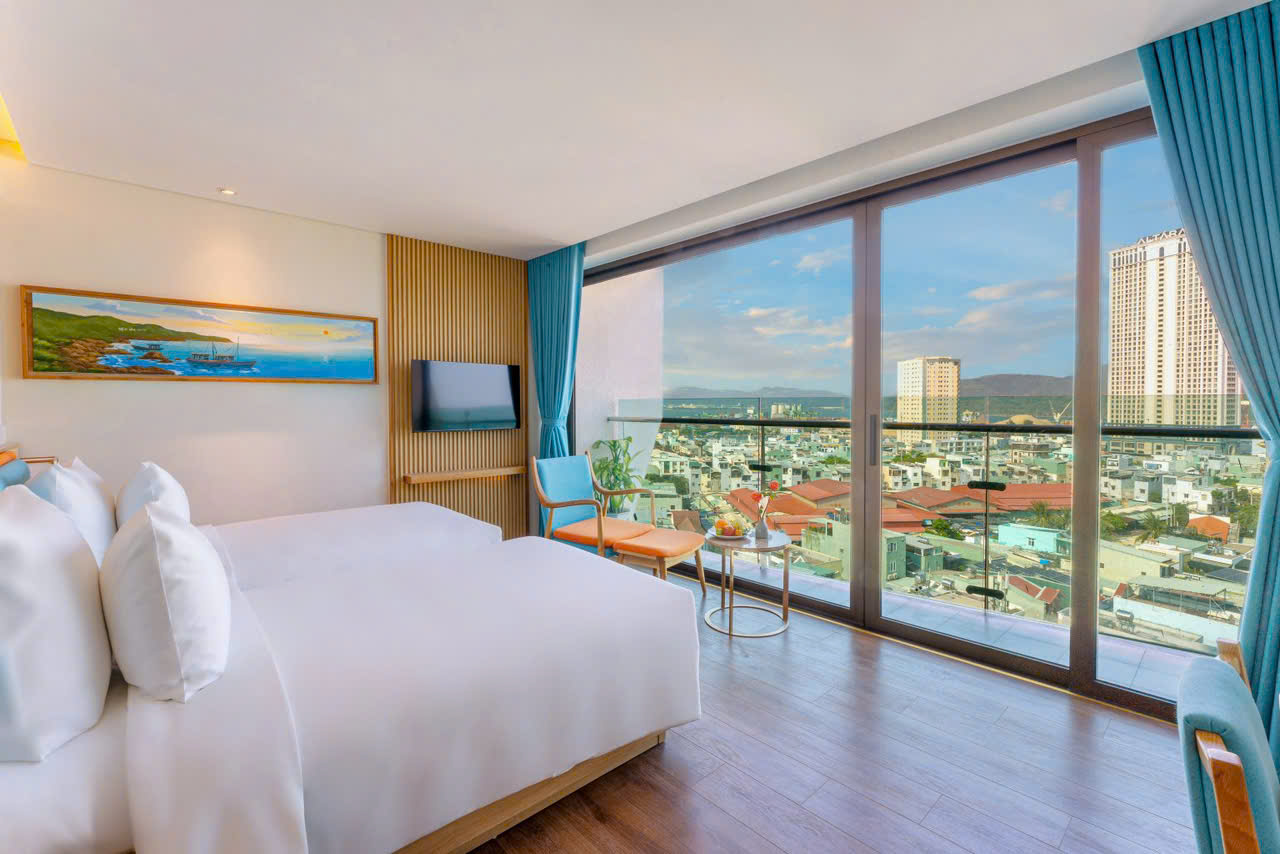 hang phong sala quy nhon deluxe partial ocean view gia re
