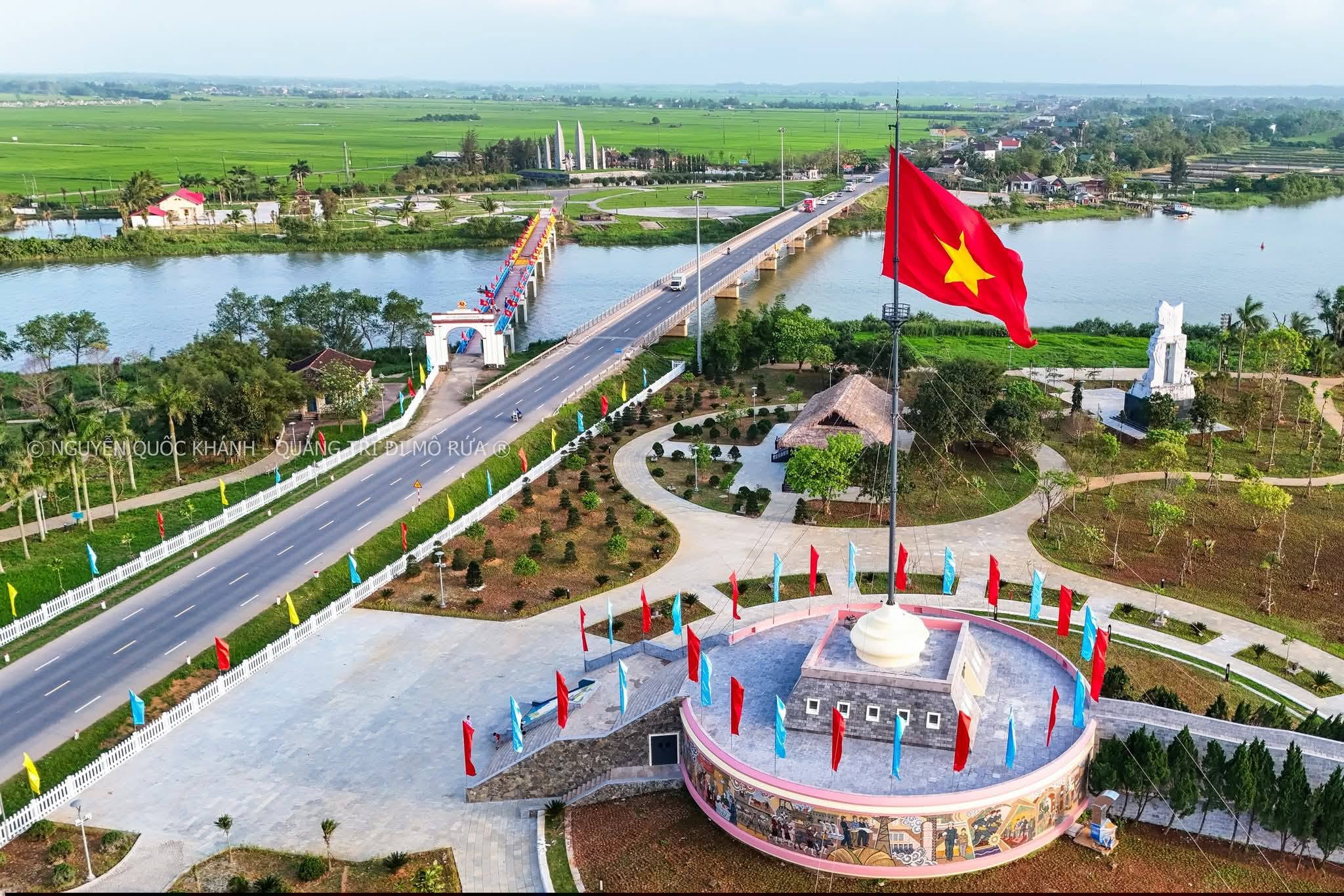 TOUR QUẢNG BÌNH – QUẢNG TRỊ 3 NGÀY 2 ĐÊM: PHONG NHA KẺ BÀNG – SÔNG CHÀY HANG TỐI – ĐỊA ĐẠO VỊNH MỐC – NGHĨA TRANG TRƯỜNG SƠN