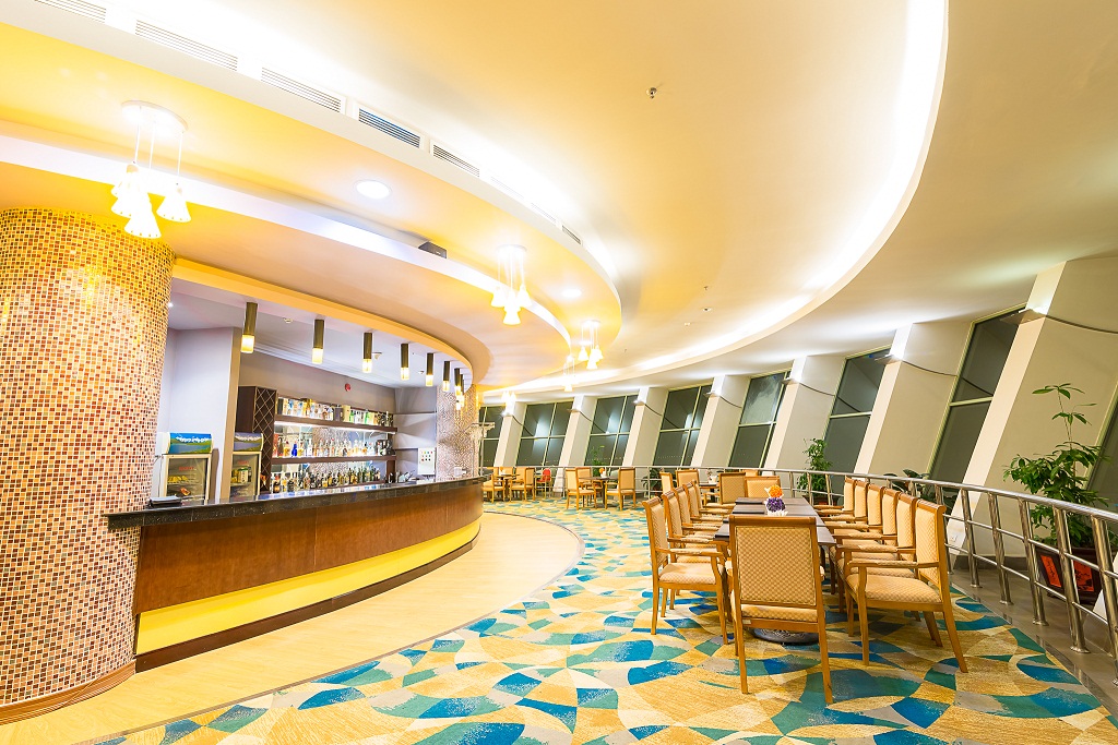 KHÁCH SẠN MAJESTIC MÓNG CÁI