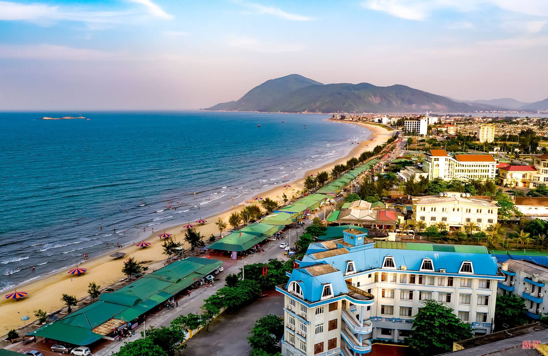 Tour Hà Nội - Thiên Cầm Hà Tĩnh 3 ngày 2 đêm ( Có Gala Dinner)