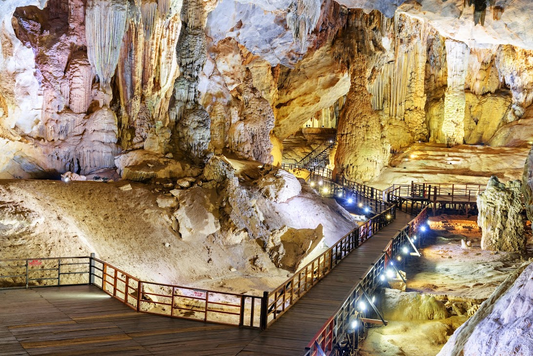 TOUR QUẢNG BÌNH 3 NGÀY 2 ĐÊM (TOUR GHÉP ĐOÀN) - PHONG NHA – THIÊN ĐƯỜNG – THUNG LŨNG NGỌC BÍCH HAVA – VŨNG CHÙA – ĐÁ NHẢY