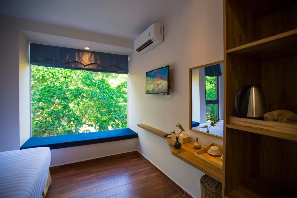 Tom Hill Boutique Resort & Spa Phú Quốc