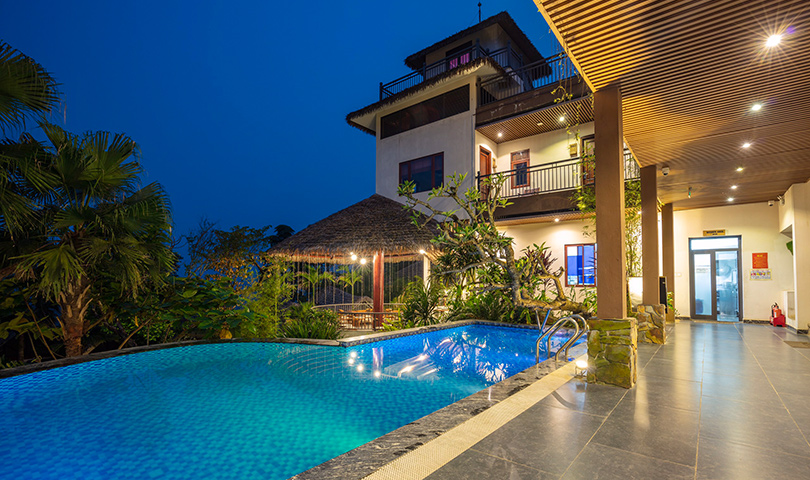 Ebino Pù Luông Resort