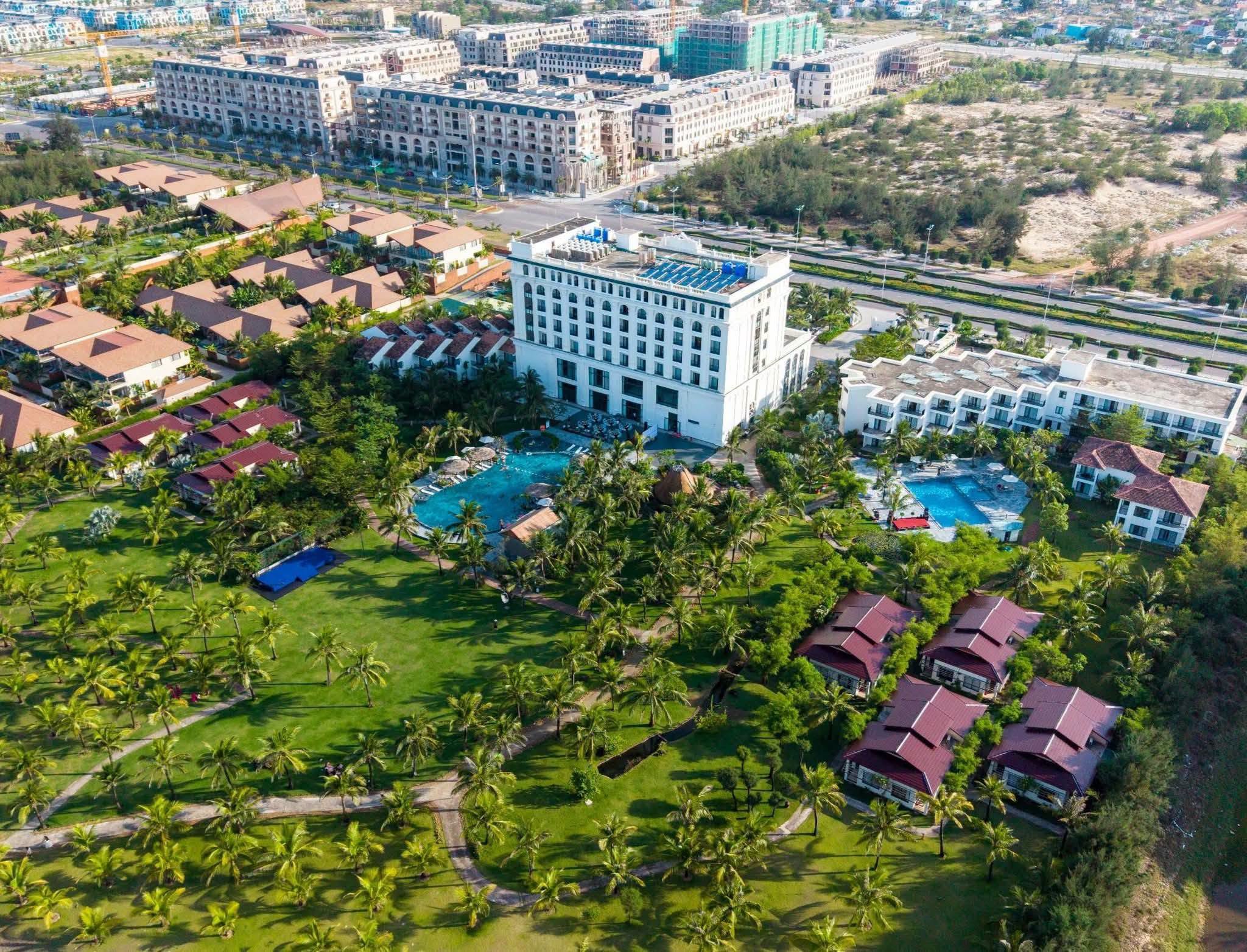 TOUR TEAMBUILDING- GALA DINNER QUẢNG BÌNH Ở RESORT 5 SAO