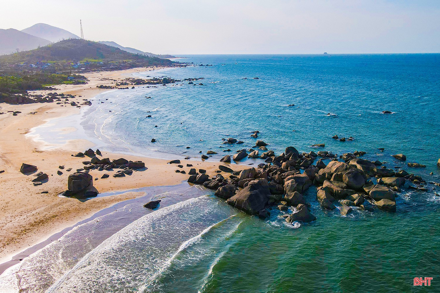 TOUR NGHỈ DƯỠNG 5 SAO: HÀ NỘI – VINPEARL HOTEL HÀ TĨNH – VINWONDERS – THIÊN CẦM – KỲ XUÂN (3N2Đ)