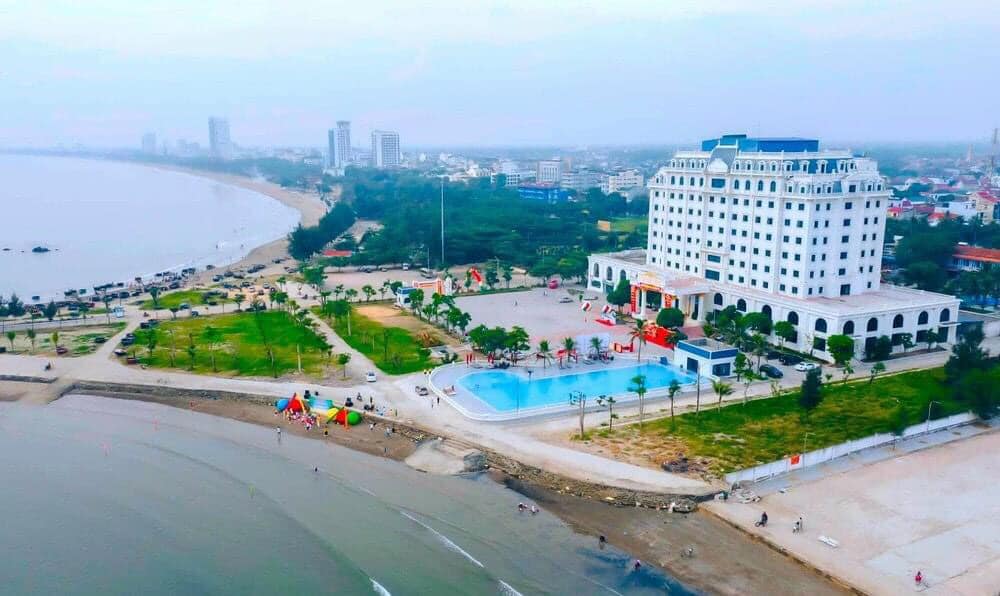 Khách sạn Lan Châu Luxury Cửa Lò, Nghệ An.