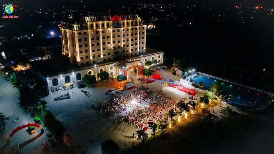 Khách sạn Lan Châu Luxury Cửa Lò, Nghệ An.