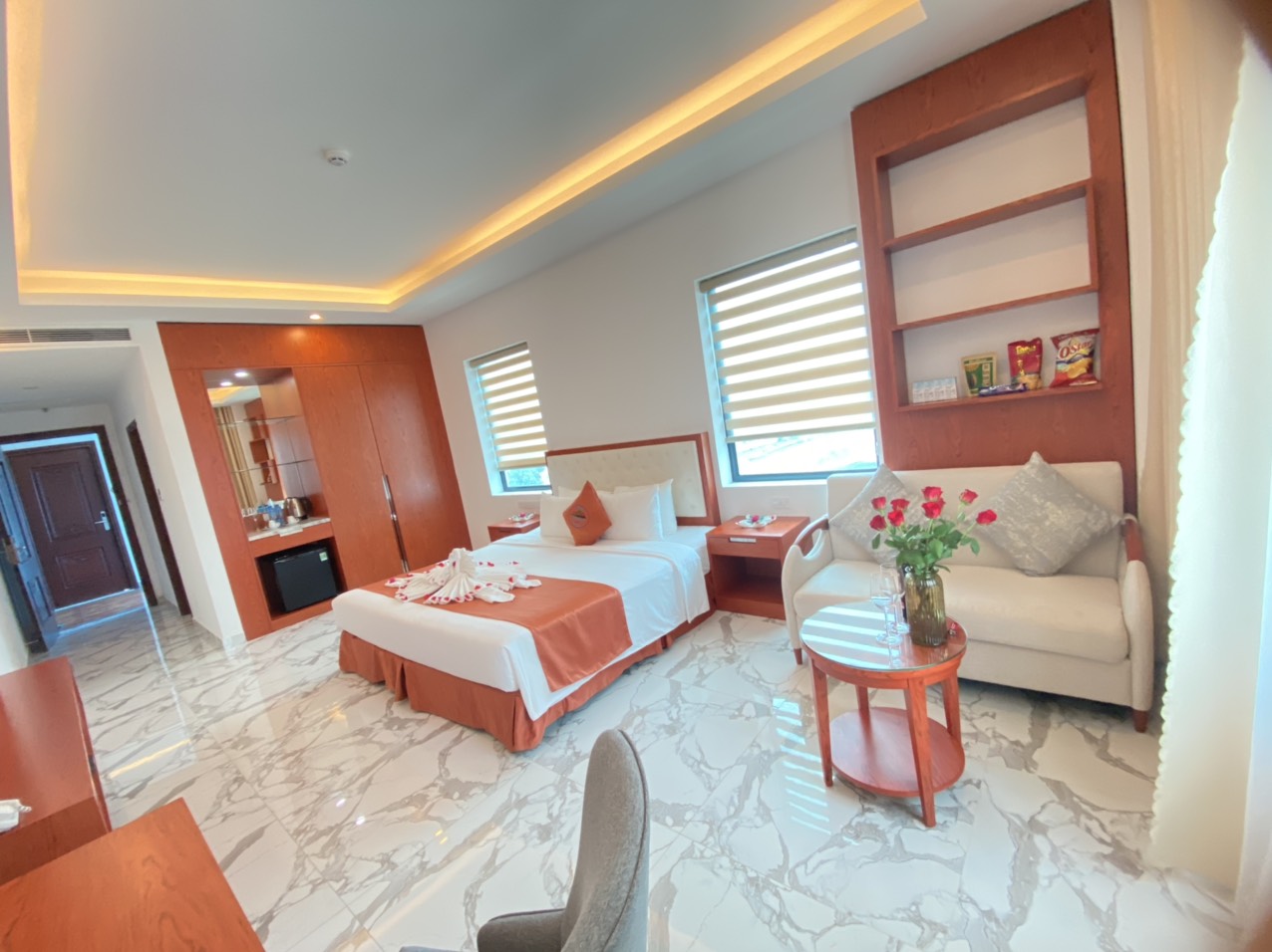 Khách sạn Lan Châu Luxury Cửa Lò, Nghệ An.