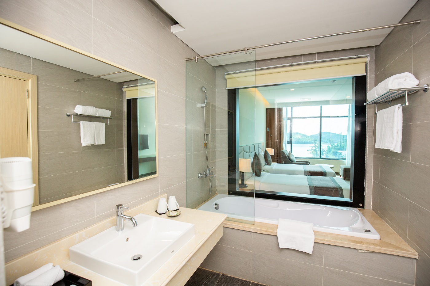 Mường Thanh Luxury Diễn Lâm