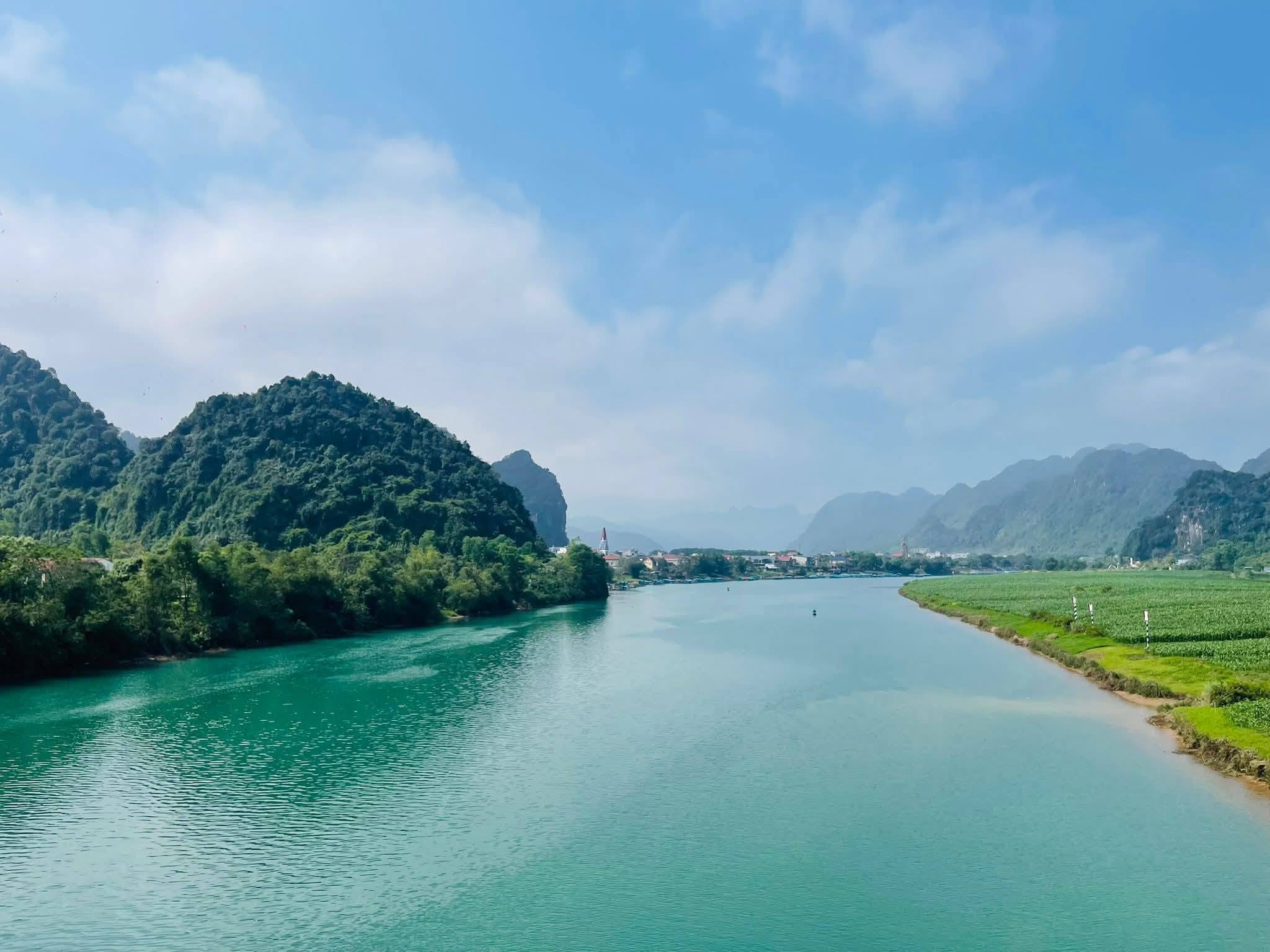 TOUR QUẢNG BÌNH 3 NGÀY 2 ĐÊM (TOUR GHÉP ĐOÀN) - PHONG NHA – THIÊN ĐƯỜNG – THUNG LŨNG NGỌC BÍCH HAVA – VŨNG CHÙA – ĐÁ NHẢY