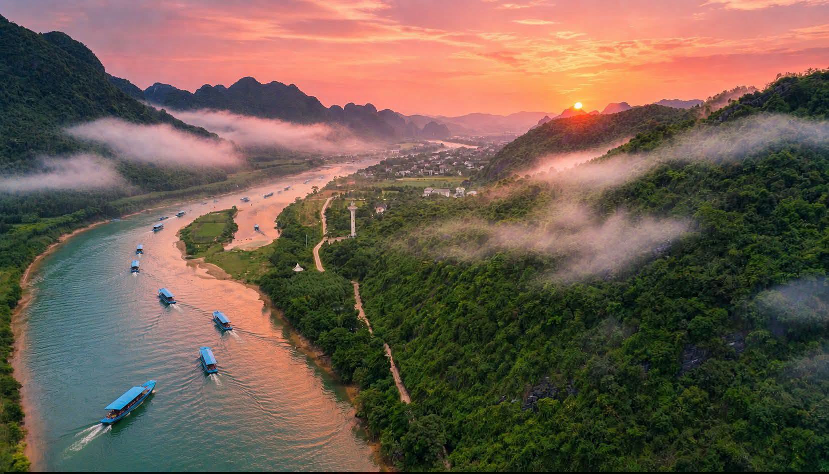 TOUR QUẢNG BÌNH – QUẢNG TRỊ 3 NGÀY 2 ĐÊM: HÀNH TRÌNH DI SẢN & VỀ NGUỒN Ý NGHĨA