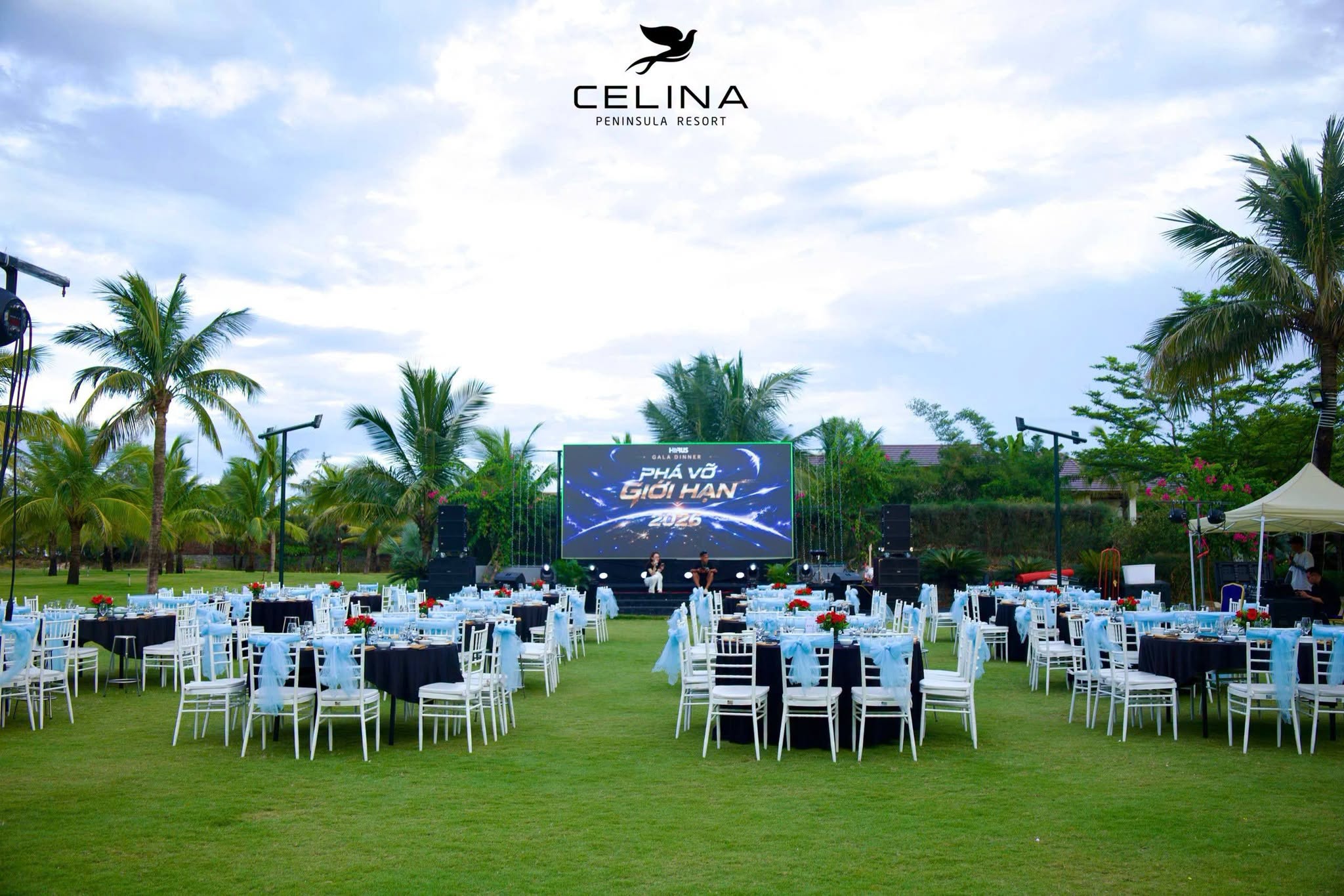 TOUR TEAMBUILDING- GALA DINNER QUẢNG BÌNH Ở RESORT 5 SAO