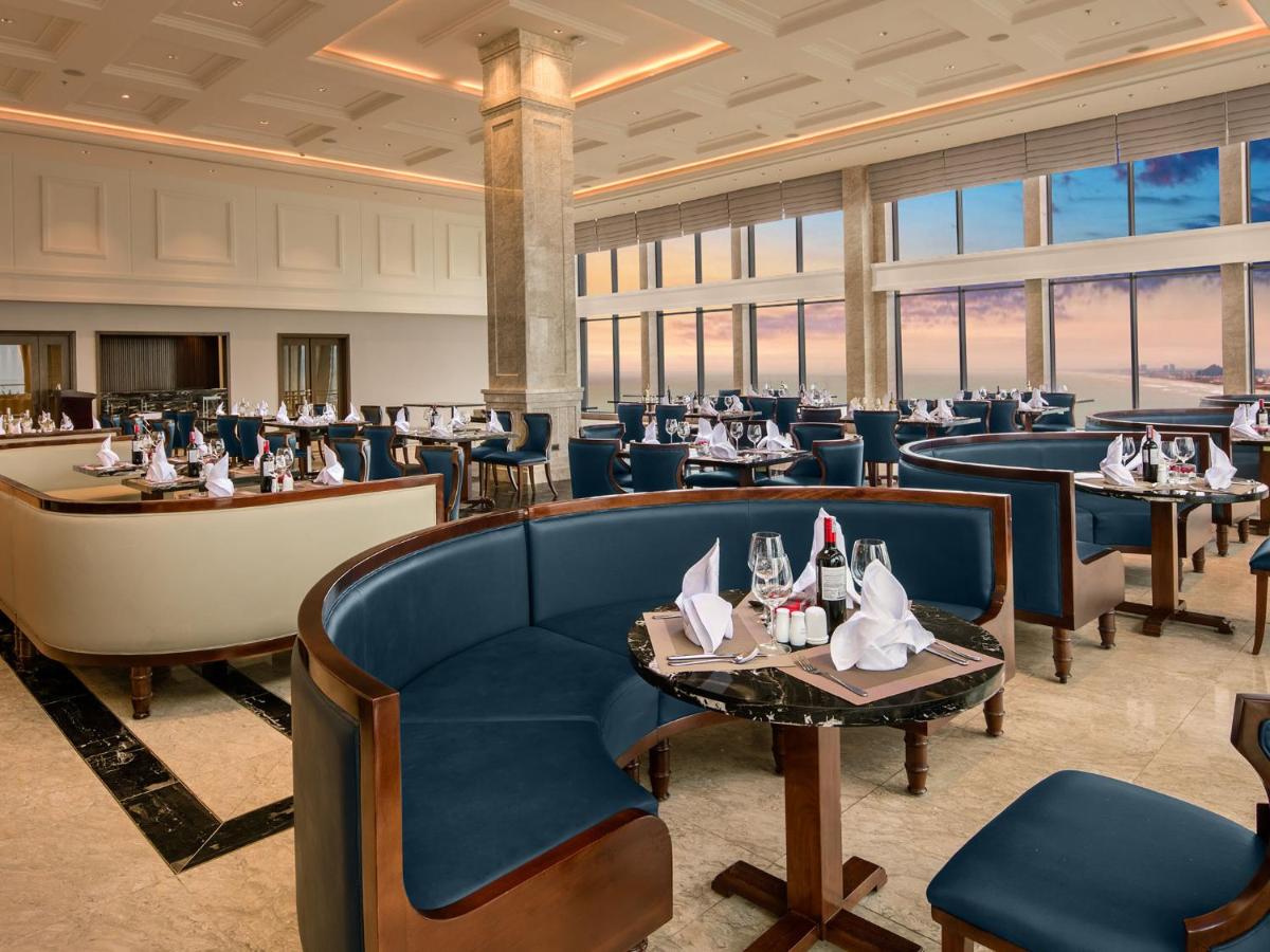 Khách sạn Altara Suites Đà Nẵng