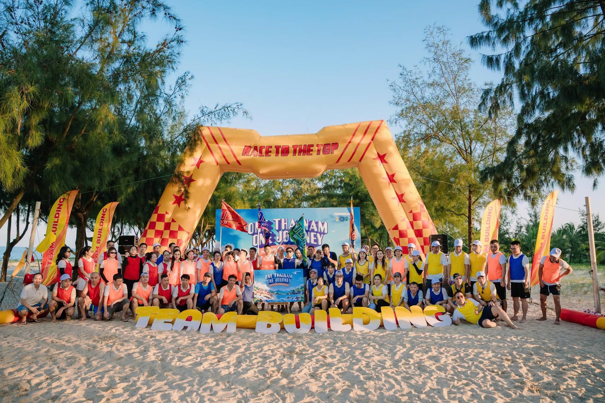 TOUR TEAMBUILDING- GALA DINNER QUẢNG BÌNH Ở RESORT 5 SAO