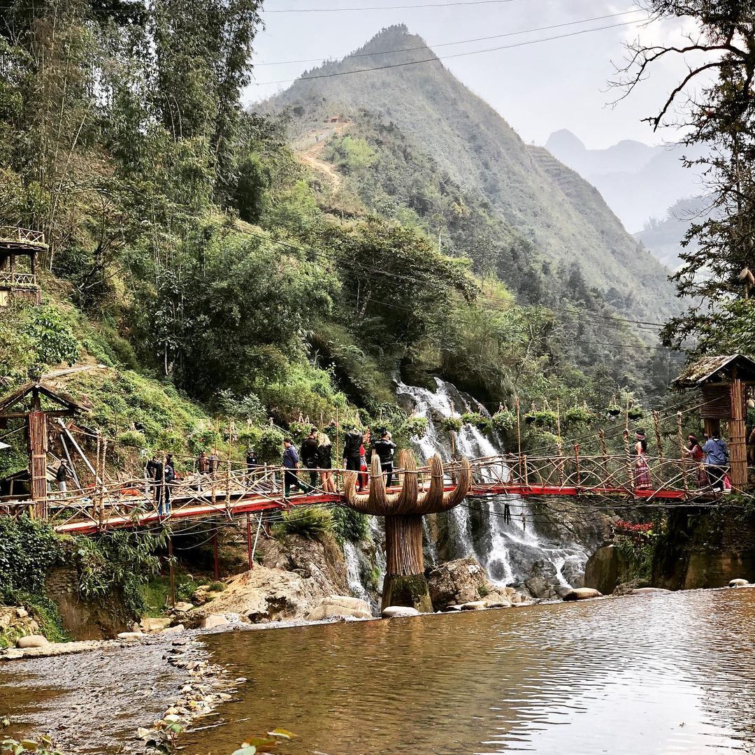 TOUR DU LỊCH HÀ NỘI – SAPA – BẢN CÁT CÁT – HÀM RỒNG 2N1Đ TRỌN GÓI