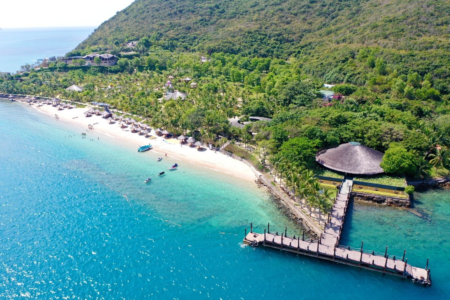 KHÁM PHÁ THIÊN ĐƯỜNG BIỂN: HÀ NỘI - NHA TRANG - SUỐI KHOÁNG THÁP BÀ 3 NGÀY 2 ĐÊM