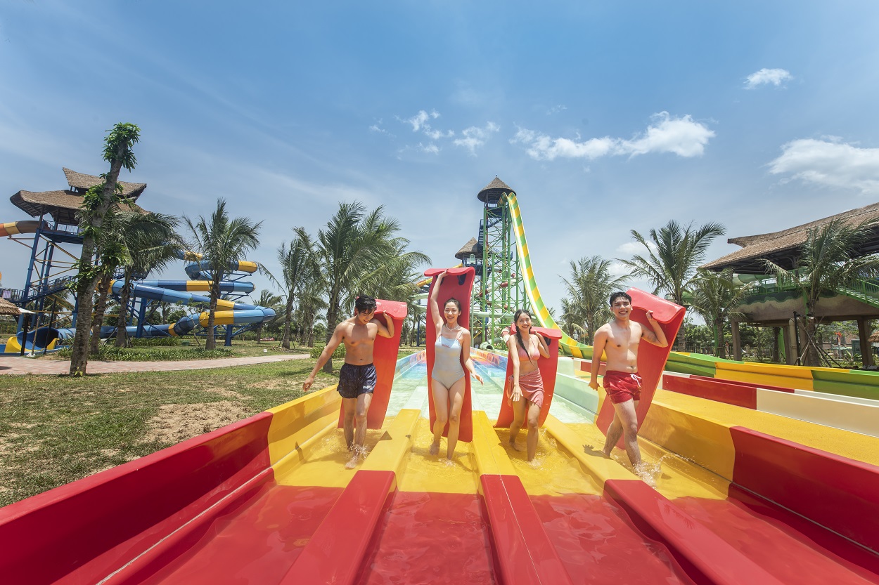 [CẬP NHẬT GIÁ VÉ] Vinwonders Cửa Hội 2026
