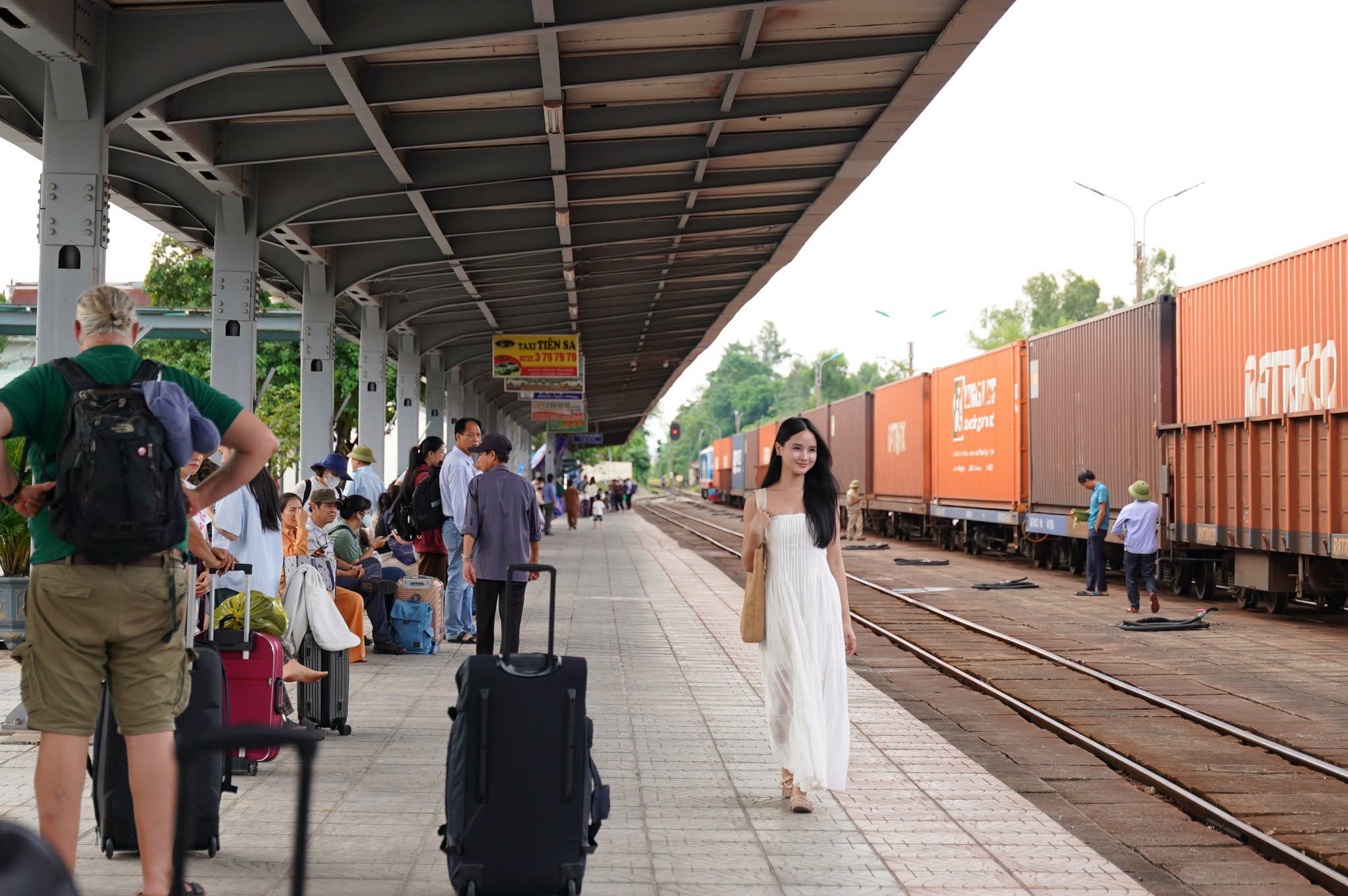 TOUR GHÉP QUẢNG BÌNH 3 NGÀY 2 ĐÊM ( Phong Nha – Nhật Lệ – Động Thiên Đường – Suối Nước Moọc – Vũng Chùa – Đá Nhảy)