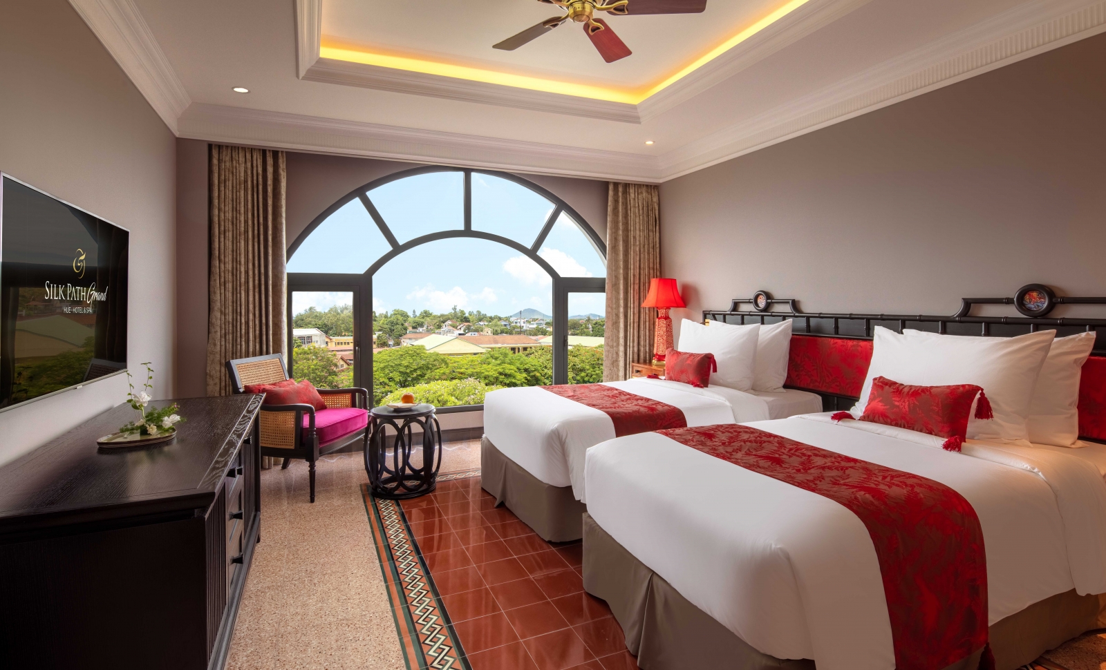 Silk Path Grand Huế