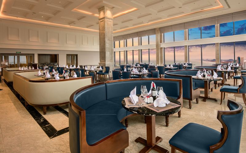 Khách sạn Altara Suites Đà Nẵng