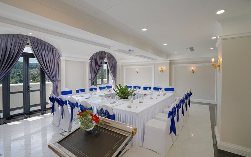 AVS Hotel Phú Quốc