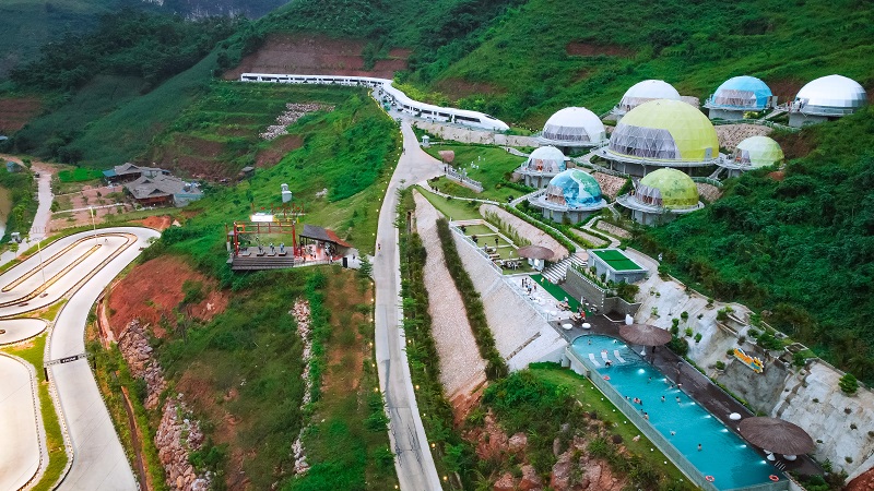 TOUR NGHỆ AN - MỘC CHÂU - RỪNG THÔNG BẢN ÁNG 3 NGÀY 2 ĐÊM