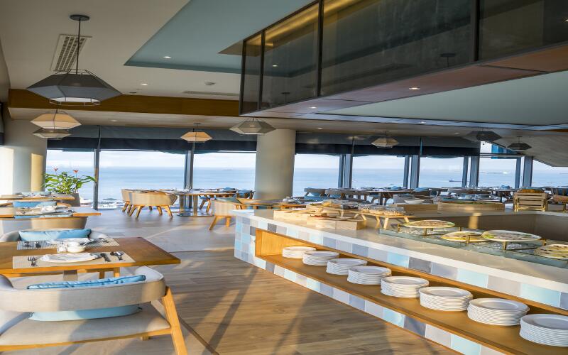 Khách sạn Fusion Suites Vũng Tàu