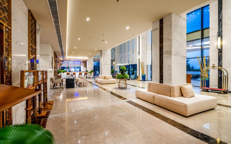 Khách sạn Grand Tourane