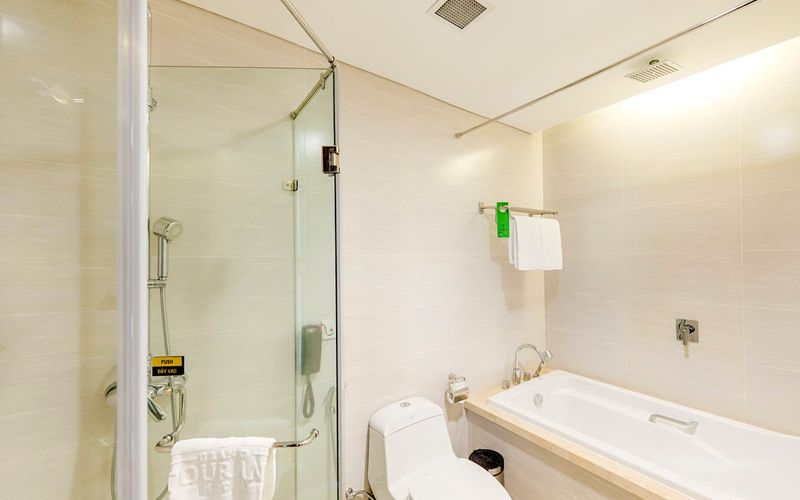 Khách sạn Grand Tourane