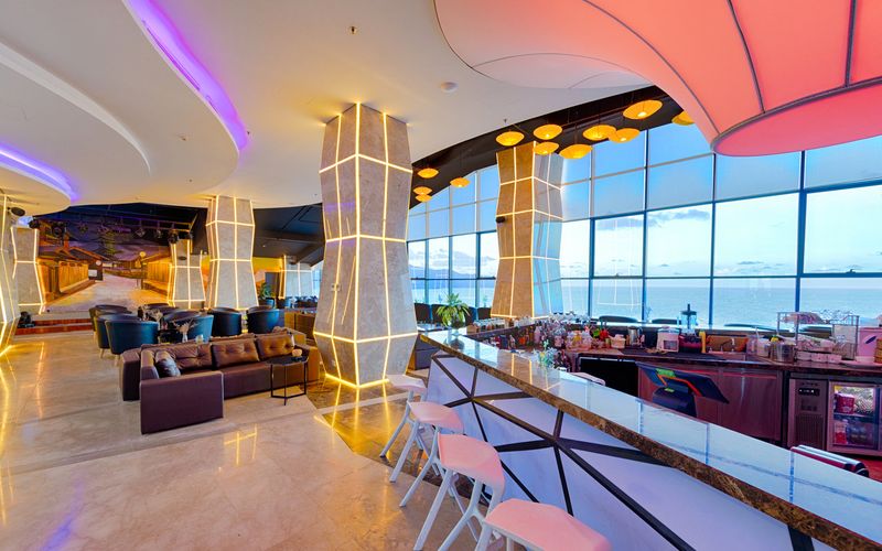 Khách sạn Grand Tourane