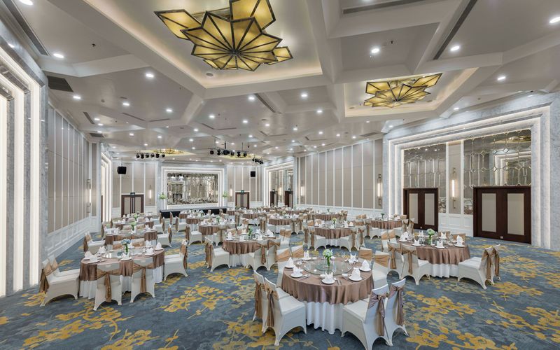 Melia Hà Nội