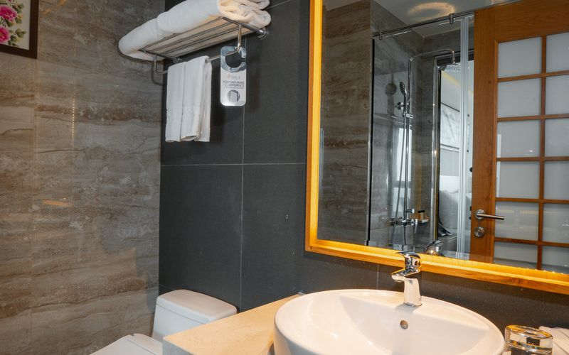 Sala Danang Beach Hotel (Sala Đà Nẵng Hotel)