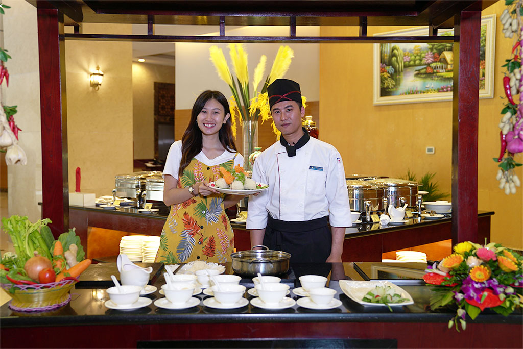 KHÁCH SẠN MAJESTIC MÓNG CÁI