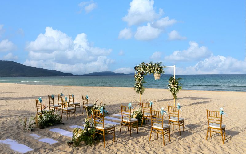 Melia Vinpearl Cam Ranh Beach Resort
