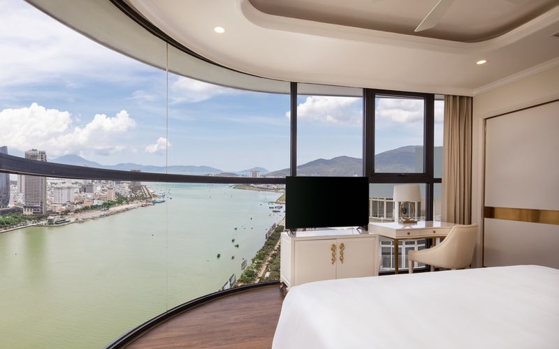 Melia Vinpearl Condotel Riverfront Đà Nẵng