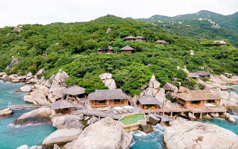 Six Senses Ninh Vân Bay  Resort Nha Trang