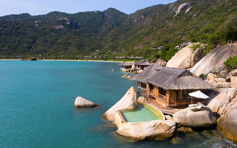 Six Senses Ninh Vân Bay  Resort Nha Trang