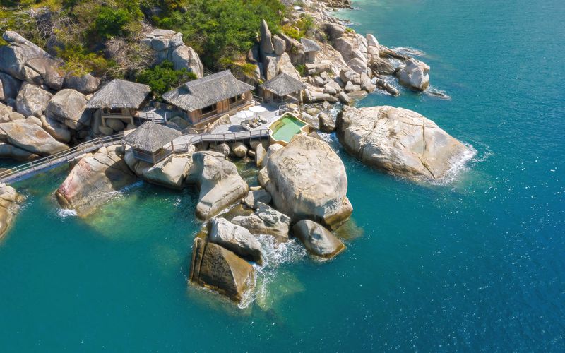 Six Senses Ninh Vân Bay  Resort Nha Trang